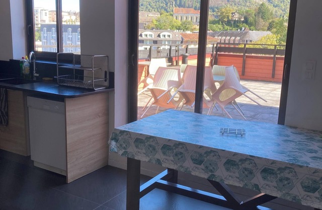 Lourdes rooftop apartment