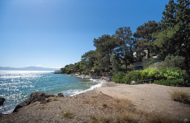 Loutraki 5 person apartment by MPS