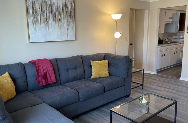 Lovely 1 bedroom~ Entire unit to yourself!