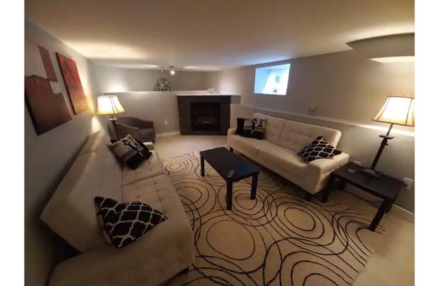 Lovely 1-bedroom Basement Apartment on Niagara