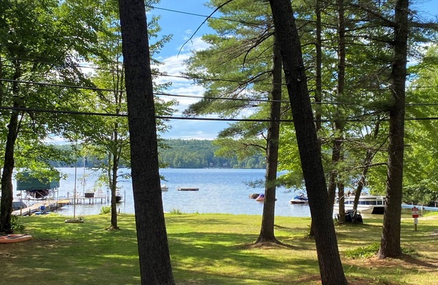 Lovely 2-bedroom cottage with AC in Police Man's Cove