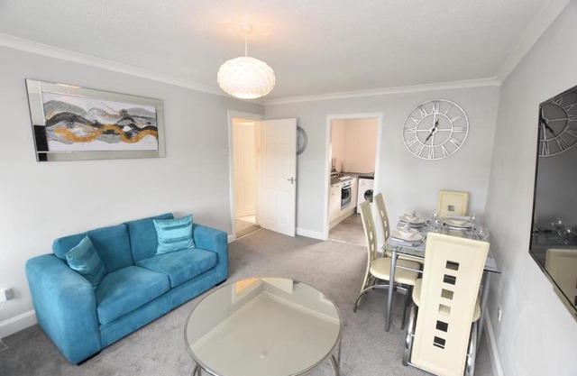 Lovely 2 Bedroom Flat in a quiet location