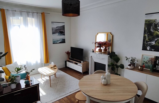 Lovely 3-room family apartment at the gateway to Paris - 2 min from metro 4!