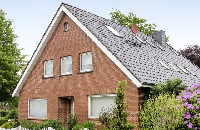 Lovely apartment for 4 guests with WIFI, TV, patio, pets allowed and parking