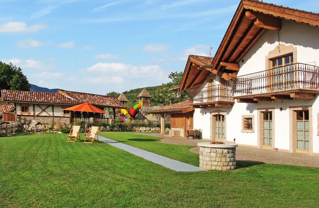 Lovely apartment for 6 people with WIFI, TV, balcony and pets allowed