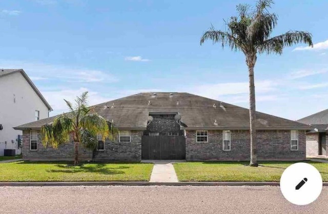 Lovely Apartment in Edinburg, TX!