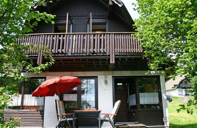 Lovely apartment in villa for 3 people with WIFI, TV and terrace