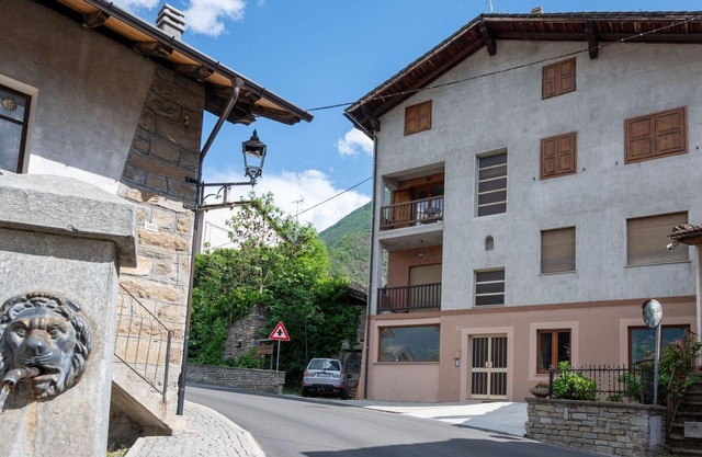 Lovely apartment for 2 people with WIFI, TV, terrace and parking