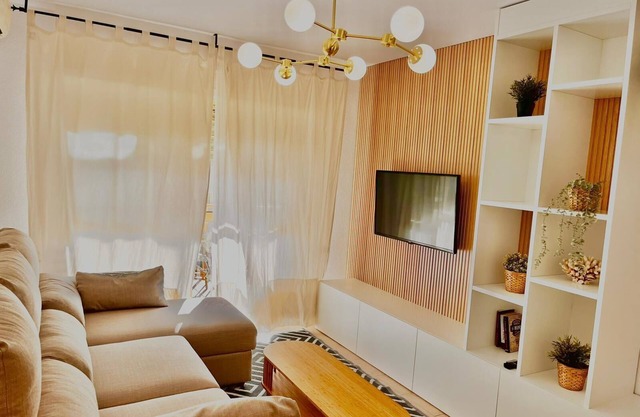 Lovely Apartment Right by the Beach