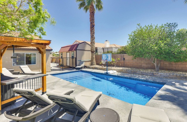 Lovely Bullhead City Retreat w/Patio & Grill!