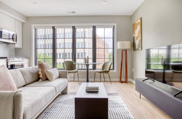 Lovely Glover Park 1BR w/Rooftop & W/D, 2 blocks to WF, by Blueground