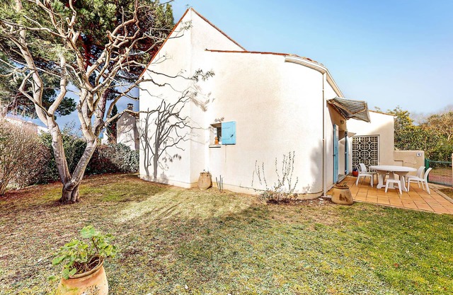 Lovely home in Saint-Trojan-les-Bains