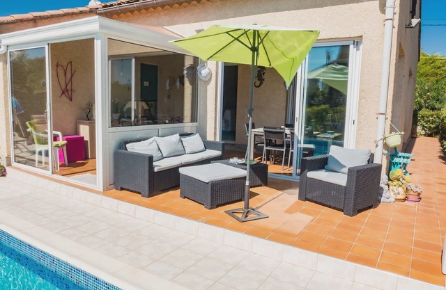 Lovely Holiday Home in Argeliers with Swimming Pool