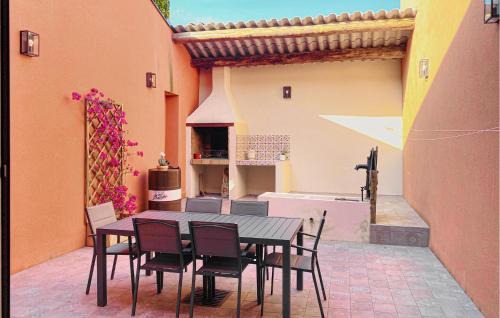 Lovely Home In Cébazan With Wifi