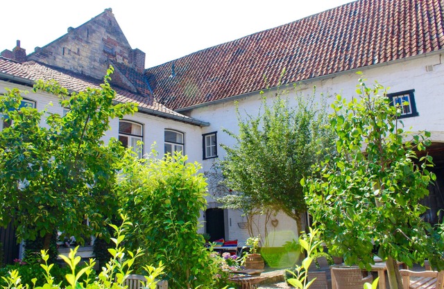 Lovely house, near Maastricht in Heuvelland 3 bedrooms, 3 bathrooms, 8 pers.