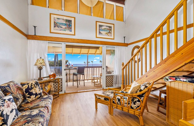 Lovely oceanfront escape near beach with lanai, pool & W/D