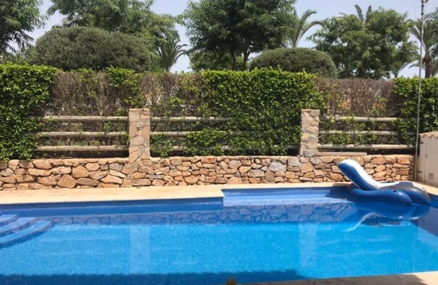 Lovely Villa with Large Pool & Outside Area CED25