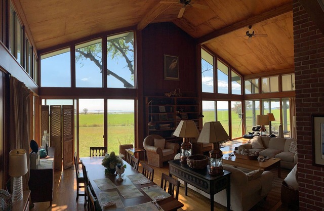 Lovely Waterfront Vacation Home in Old Lyme, CT