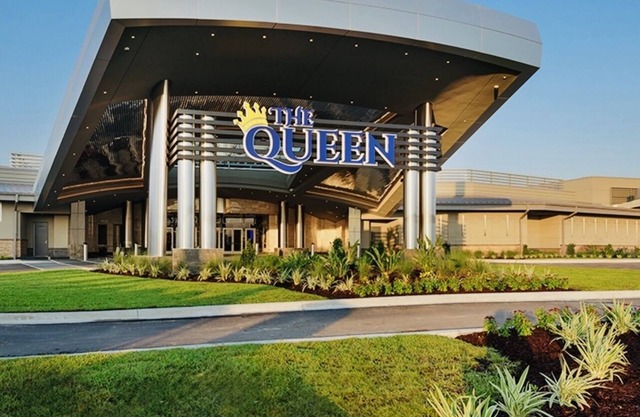 LSU, Downtown, Beautiful Cottage Style home with a Contemporary Modern twist!