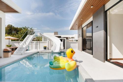 Luca Pool Villa
