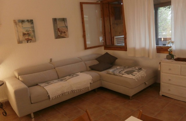 Lucianasit, in the heart of the Emerald Coast and its wonderful beaches.