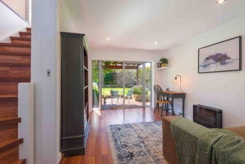 Lucys Place By Swan Bnb Management