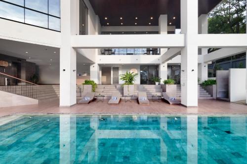 Luwansa Hotel and Convention Center Manado