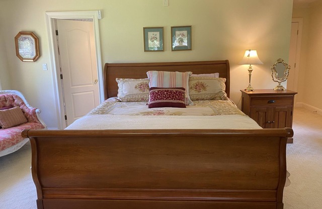 Lux 1 bedroom with private en-suite bathroom - Rm A