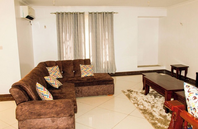 Lux Suites 3 Bedroom With DSQ Marrakech Apartments Nyali