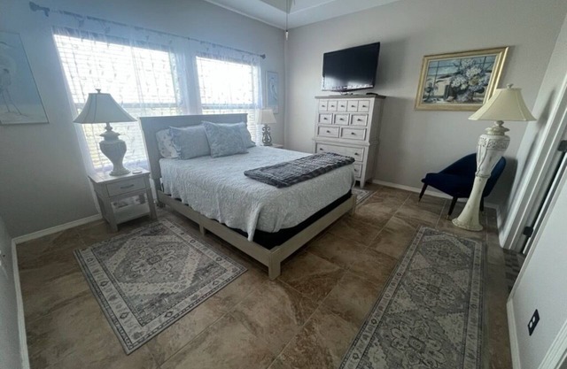 Lux Villa By the Beach- 67 TP