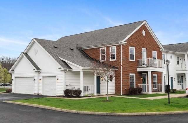 Luxe 1st Floor 2BR | Attached Garage | No Steps