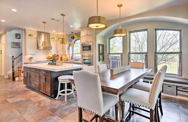 Luxe & Large Flower Mound Home on 1 Acre w/Pond!