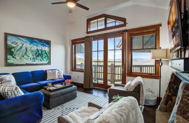 Luxe Resort Penthouse on Peak 8 w/Air Conditioning