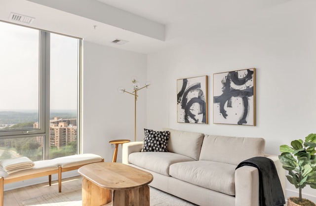 Luxi Natural Oak + Beige 2BR In Tysons Boro Area w Amenities + Mall/Pool/Gym