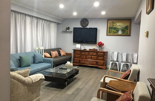 LUXMY VILLA larger groups luxury stay
