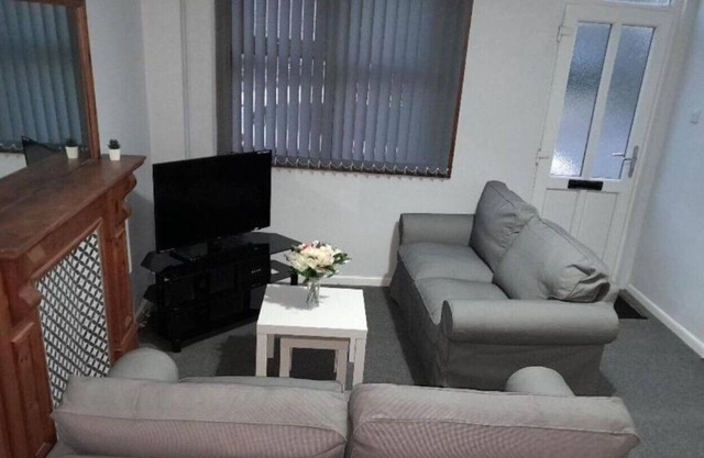 Luxurious 4 Bedrooms House for Contractors and Holiday With Free Wifi