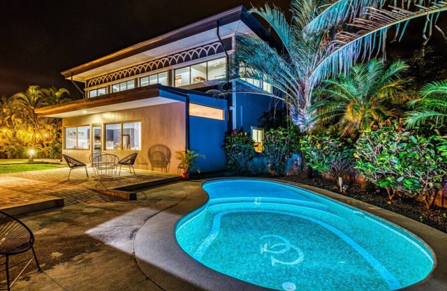 Luxurious 8-BR Private Resort with Pool & Health Club. 5 Minutes from the Beach