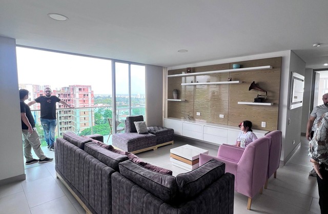 Luxurious apartment surrounded by nature, . In the best sector of Cali.