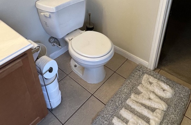 Luxurious & comfortable townhome located near all stores you could need possible