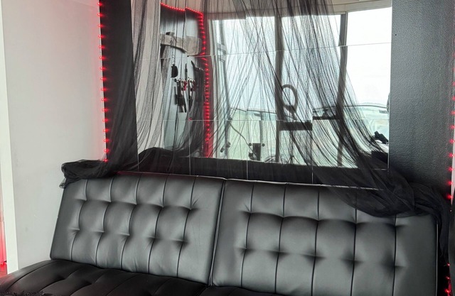 Luxurious Condo Downtown Toronto/Fun Room & Wrap Around Balcony