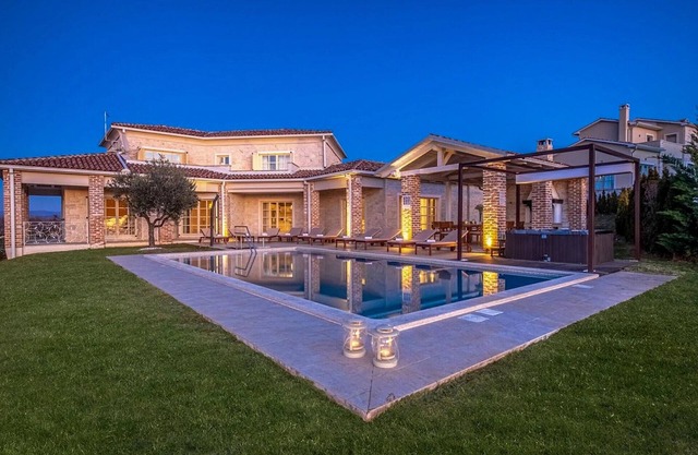 Luxurious home in Bajkini