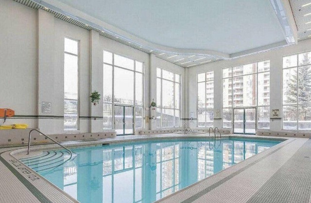 Luxurious Home in Scarborough!