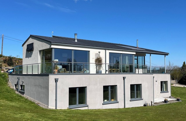 Luxurious home with gym, bar & sauna, overlooking the Sugarloaf in Enniskerry.