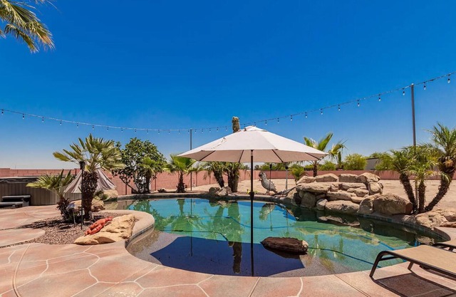 Luxurious Litchfield park Home