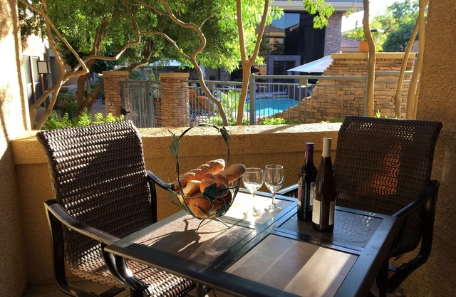 Luxurious North Scottsdale Poolside Condo