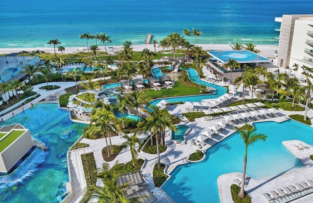Luxurious Oceanfront Sanctuary - St. Regis Resort, Longboat Key - Serenity Oasis