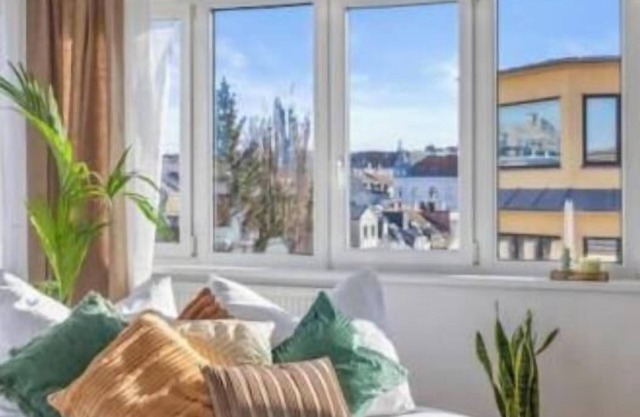 Luxurious Penthouse Steps from Schönbrunn Palace