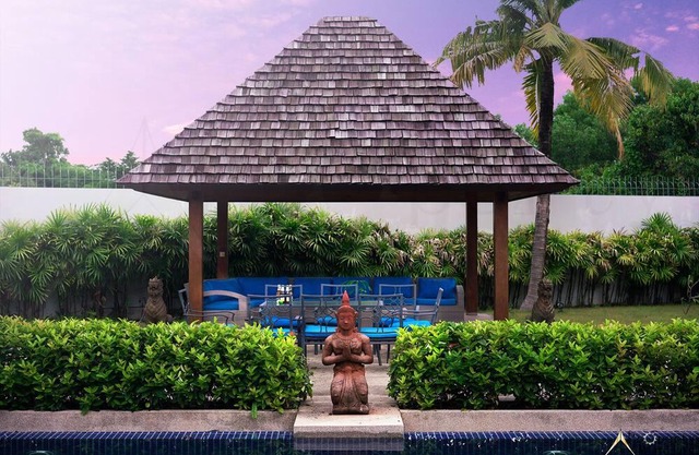 Luxurious Private Balinese Villa with huge pool
