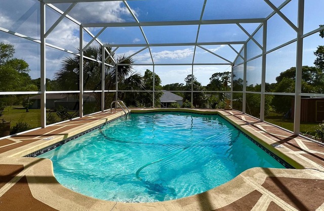 Luxurious Roman Style Château in Spring Hill