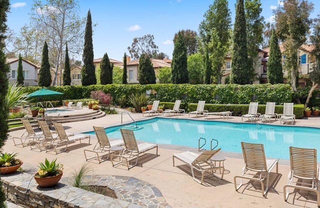 Luxurious, sunny, garden level villa In the heart of Newport Coast.